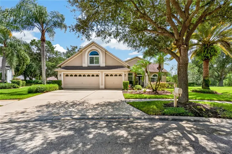 10160 Whisper Pointe Dr, FL