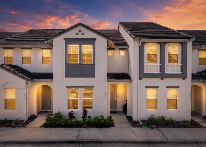 306 Captiva Dr, FL
