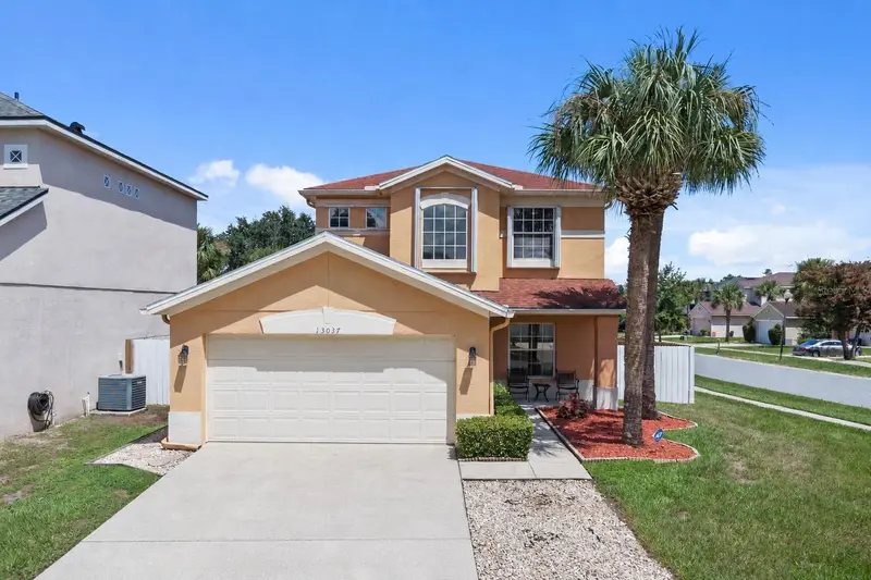 13037 Lily Pond Ct, FL