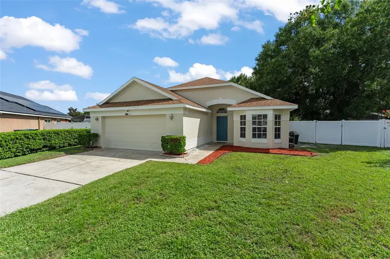 4811 Fort Apache Ct, FL