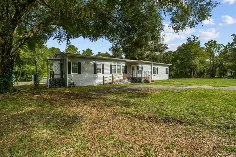 2211 Pioneer Dr, FL