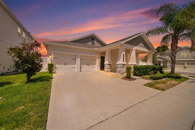 11006 Robert Frost Dr, FL