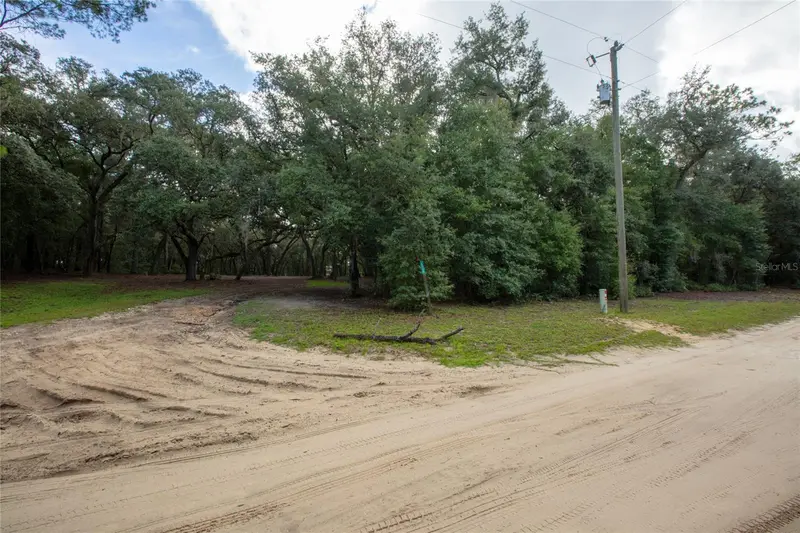5590 Jenkins Loop Dr, FL
