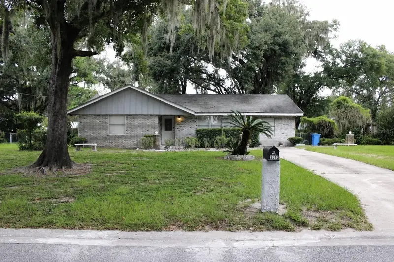 3010 Oakview Ln, FL
