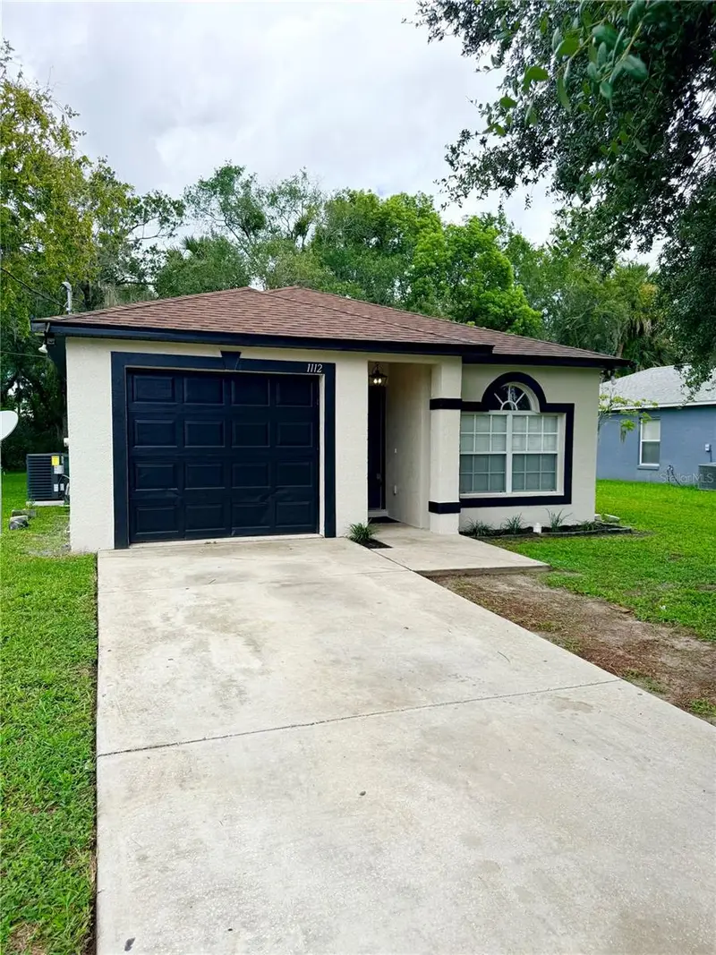 1112 W 7th St, FL