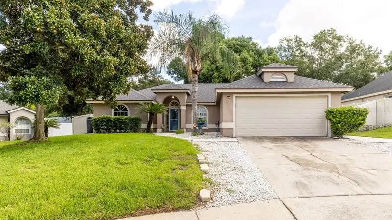 859 High Pointe Cir, FL