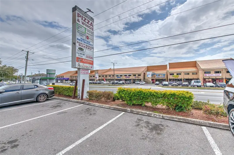 1402 E Fletcher Ave #1426, FL