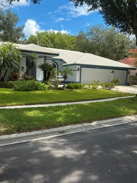 2233 Pinnacle Cir S, FL