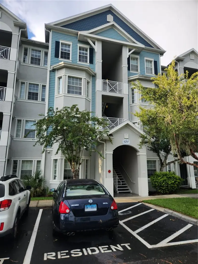 5257 Cane Island Loop #302, FL