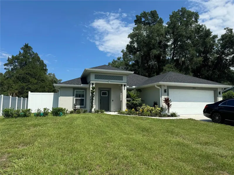 1922 Almond St, FL
