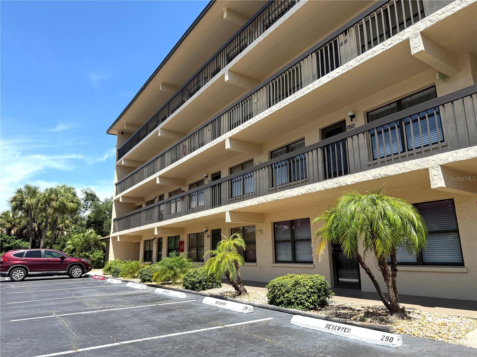 625 30th Ave W #G109, FL