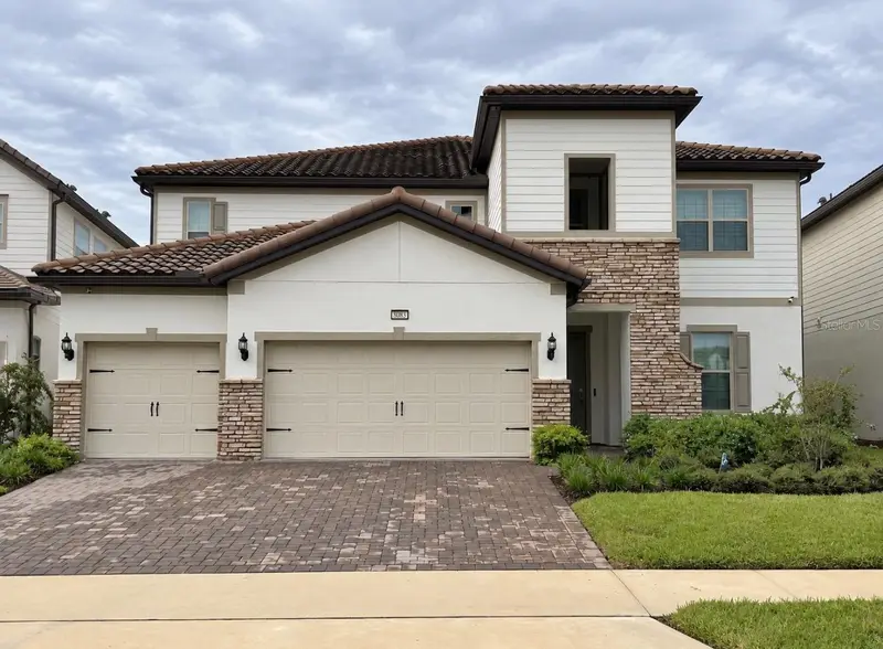 8083 Leaf Grove Cir, FL