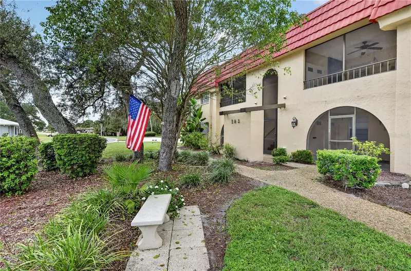 203 Rubens Dr #F, FL