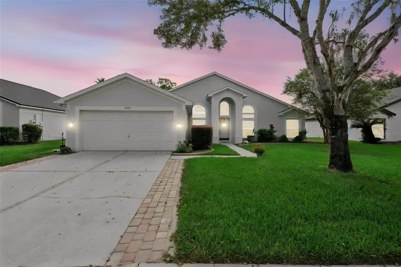 1927 Magies Ct, FL