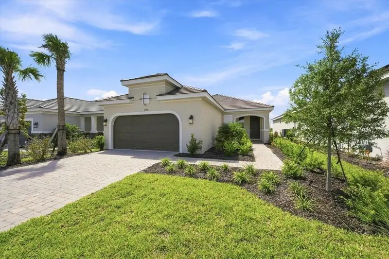 7727 Caspian, FL