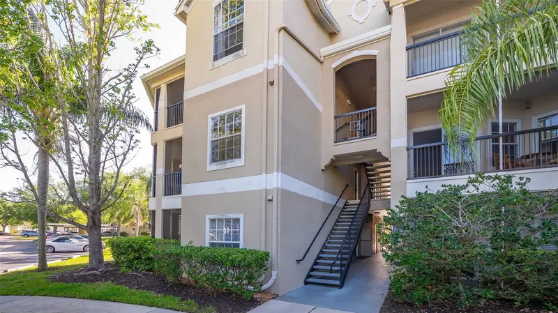 5146 Northridge Rd #301, FL