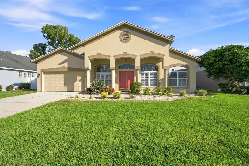 2020 Alafia Oaks Dr, FL