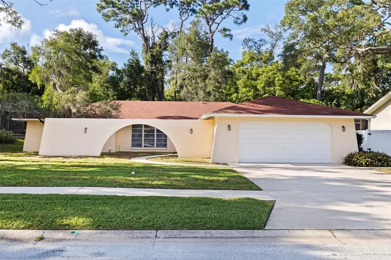 1374 Indian Trl N, FL