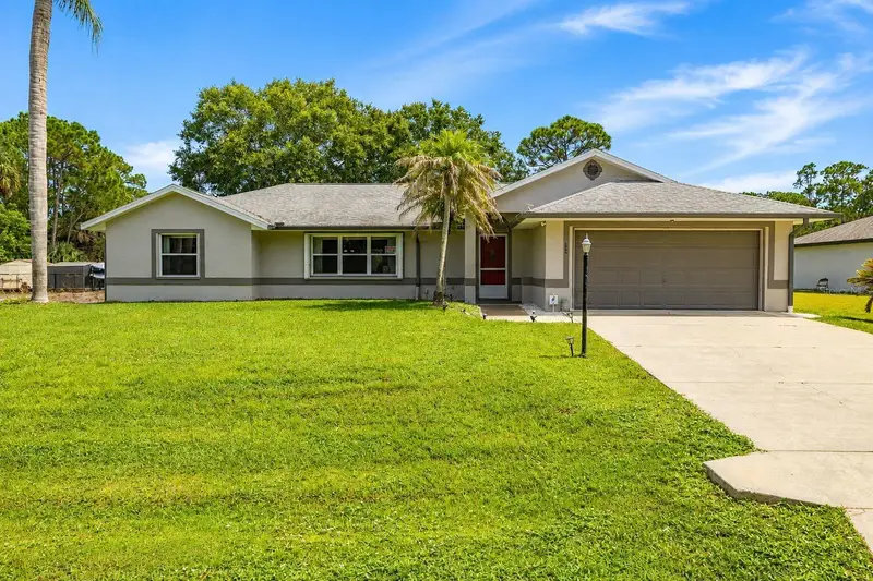 1299 Amador Ave Nw, FL