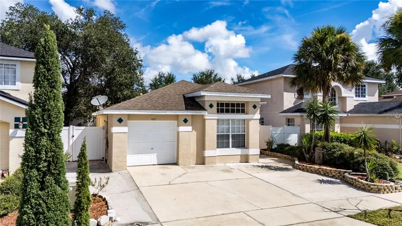 3267 Brewster Dr, FL
