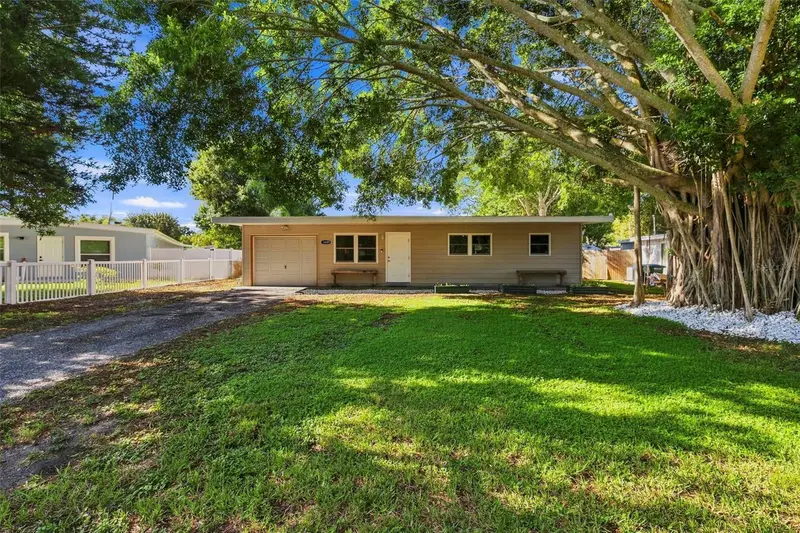 1609 Scott St, FL