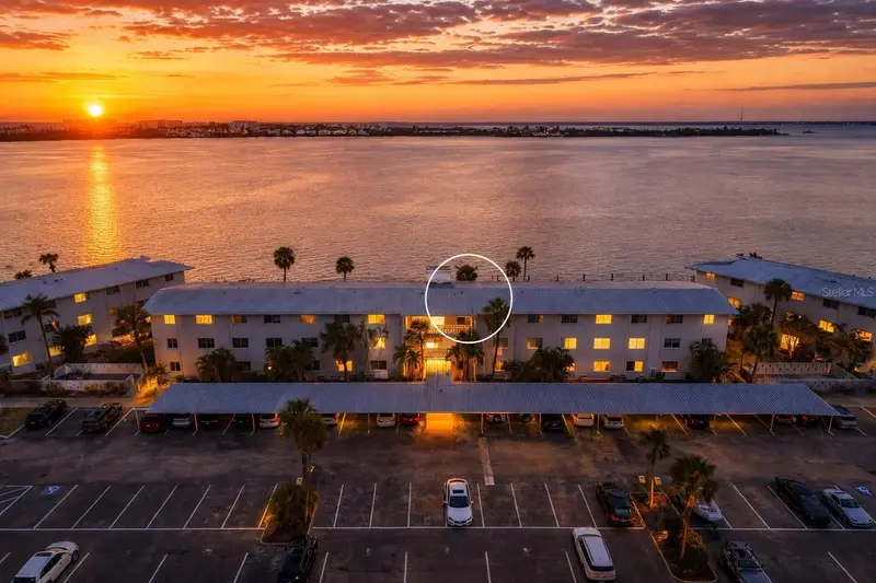 763 John Ringling Blvd #34, FL