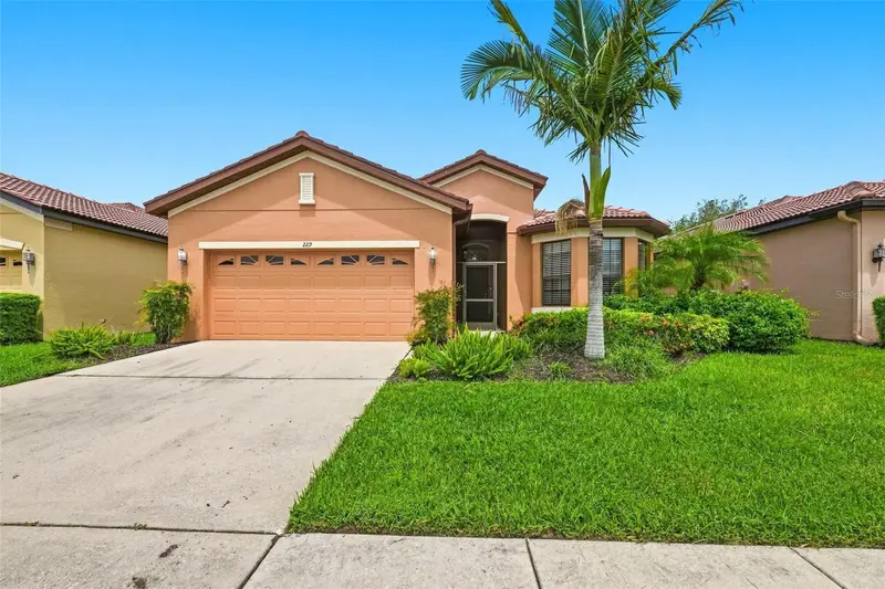 229 Silver Falls Dr, FL