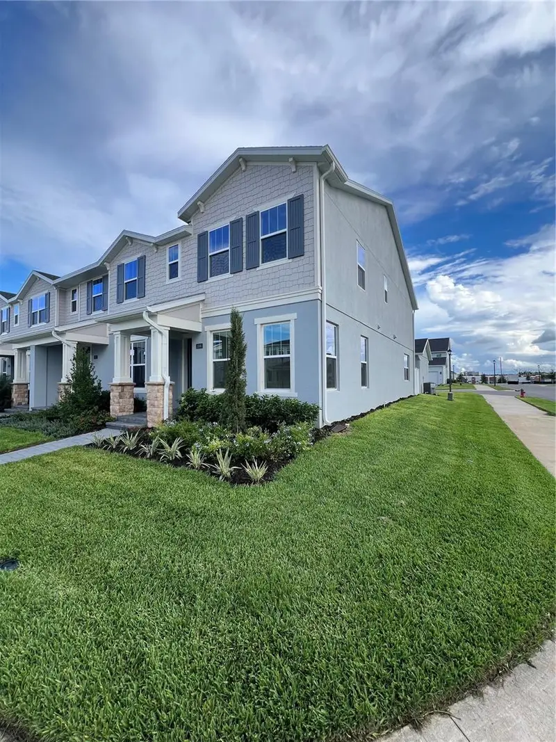 1896 Crowncrest Dr, FL