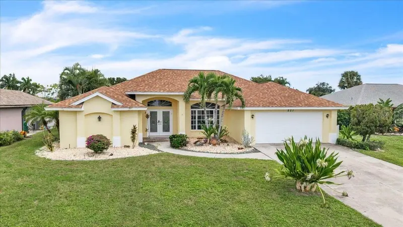 221 Sportsman Rd, FL