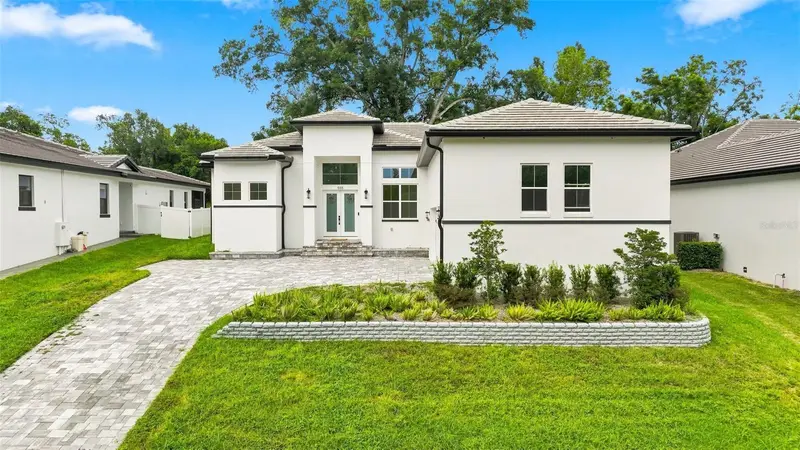 555 Sanctuary Golf Pl, FL