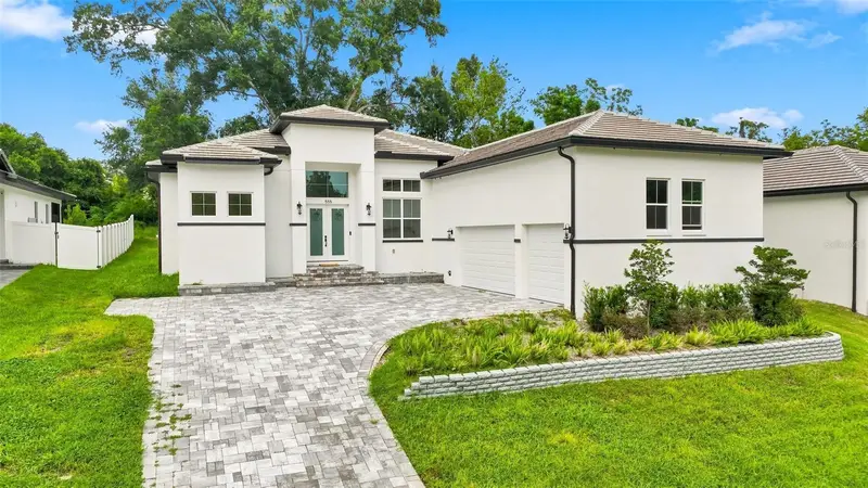 555 Sanctuary Golf Pl, FL