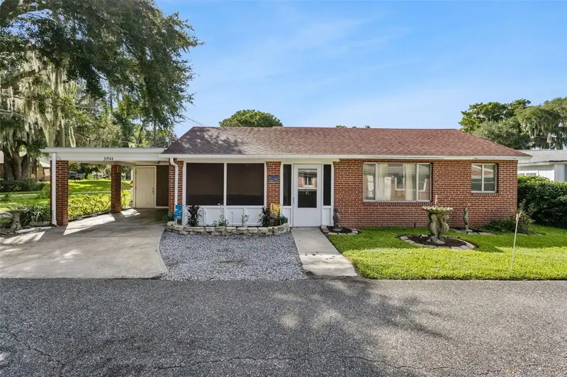 31944 Elizabeth Ln, FL