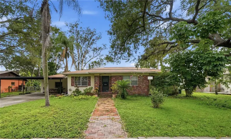 500 W Davis Blvd, FL