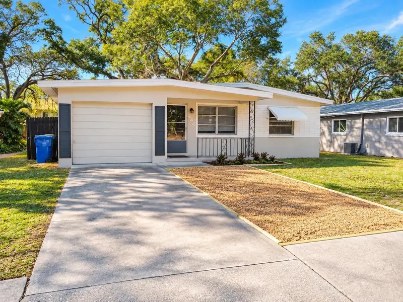 446 New York Ave, FL