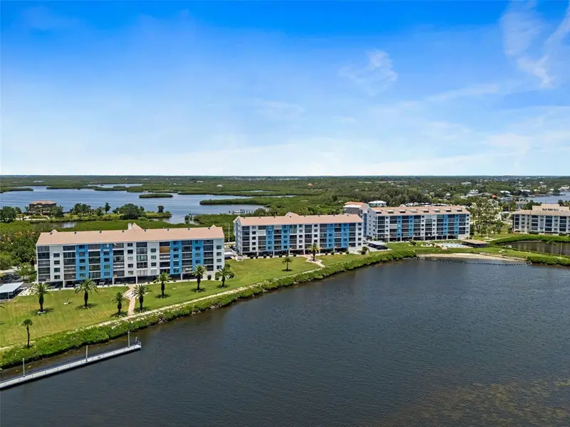 4650 Bay Blvd #1021, FL
