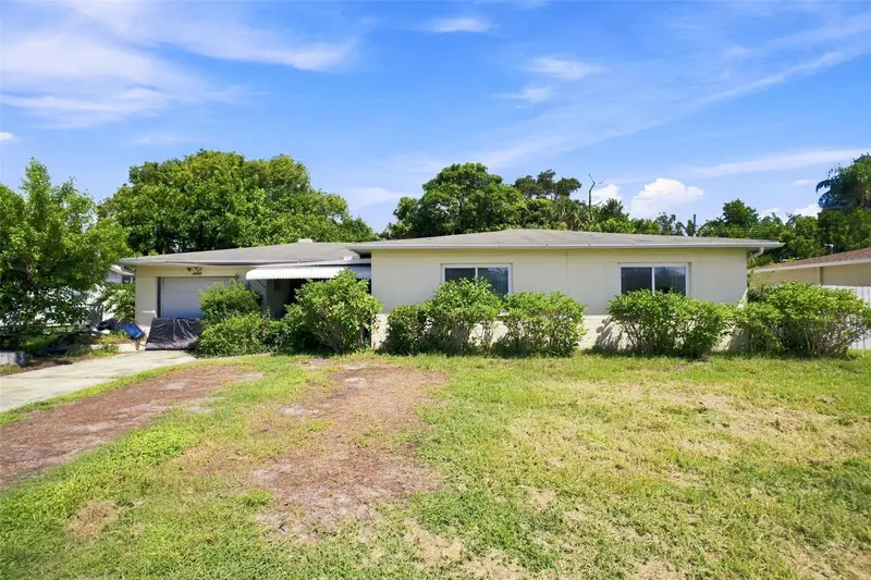 3563 23rd Ave N, FL