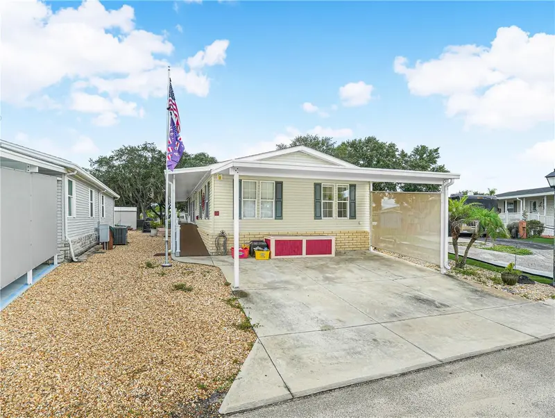 9 Silver Doctor Ln, FL