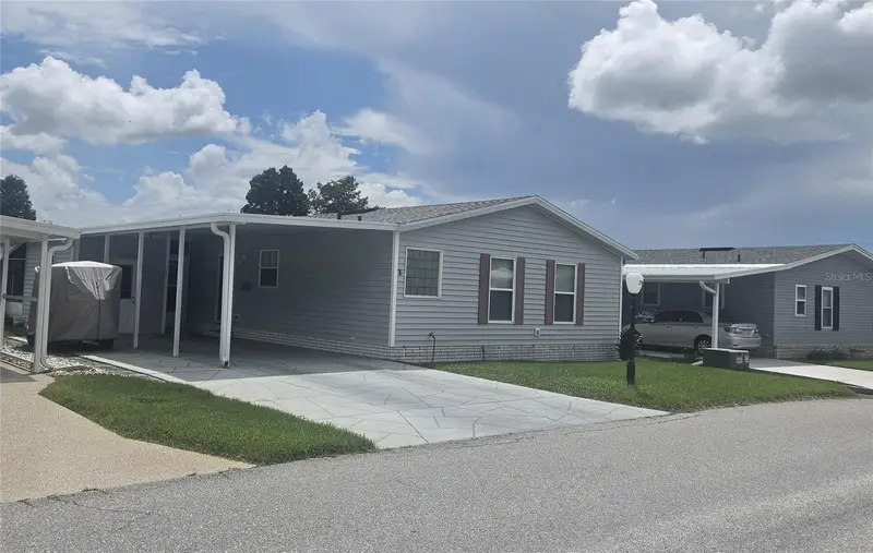 76 Straphmore Dr, FL
