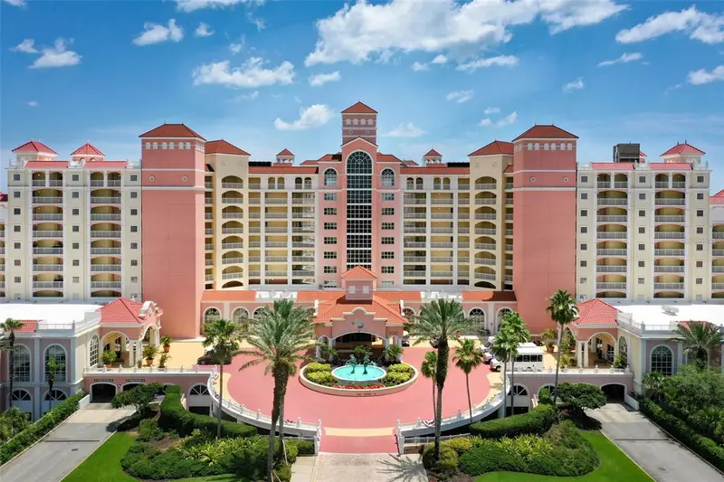 200 Ocean Crest Dr #912, FL