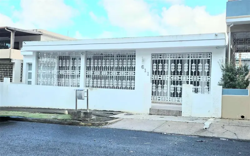 611 Olympic St Summit Hills, PR