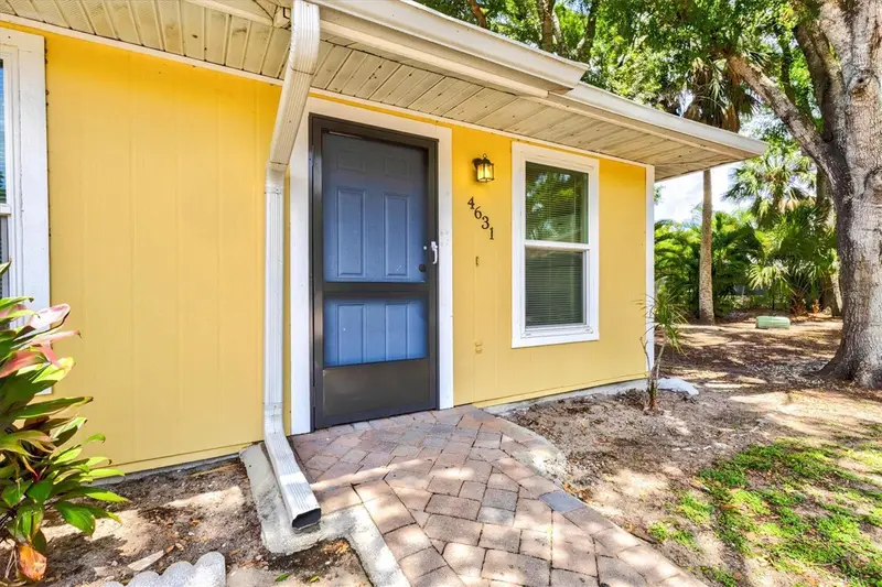 4631 Summerwind Dr #16, FL