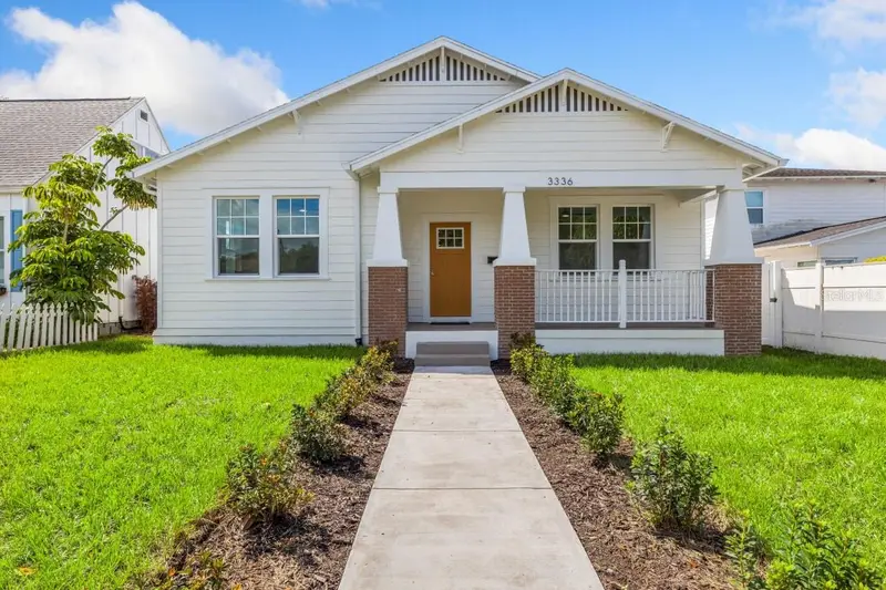 3336 8th Ave N, FL