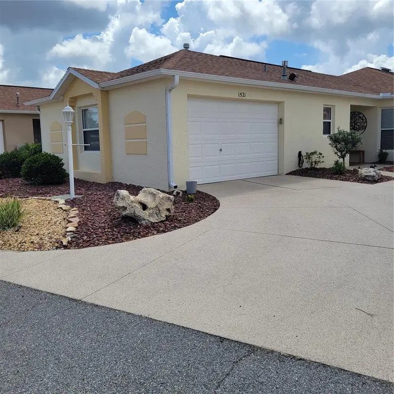 1521 Trenton Ln, FL