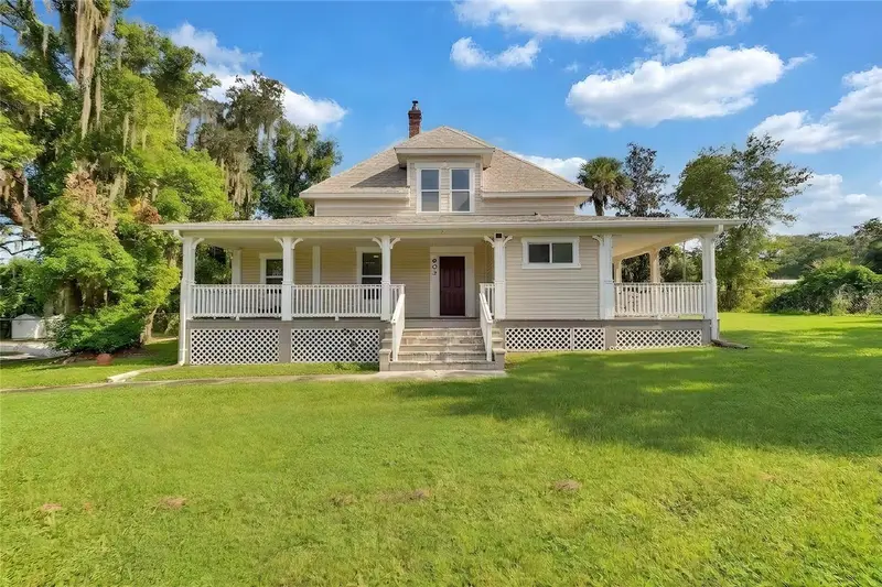 903 E New York Ave, FL