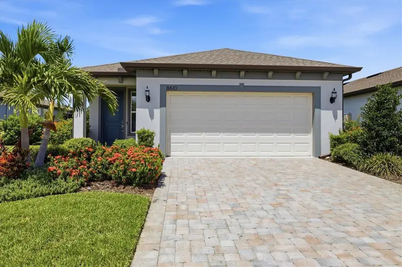 8610 Backshore Ln, FL