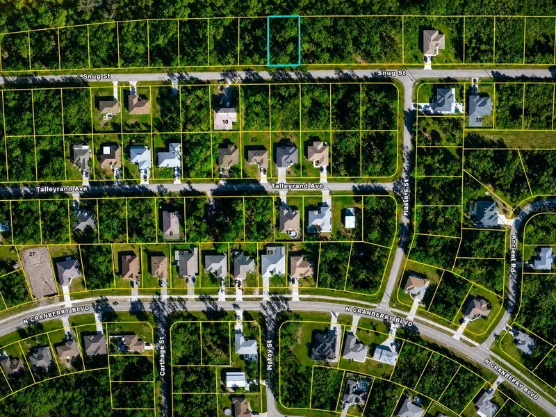 Snug St, FL
