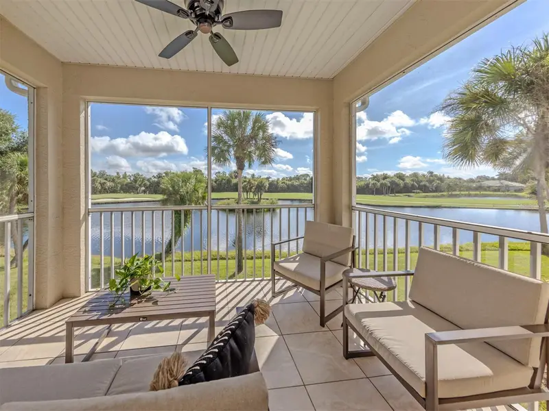 107 Woodbridge Dr #202, FL