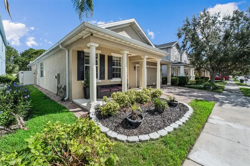 624 Legacy Park Dr, FL