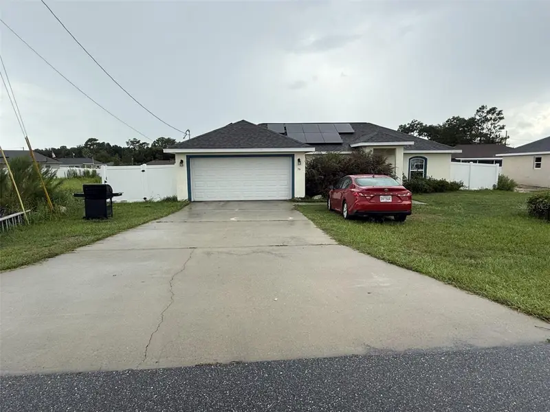 36 Walnut Dr, FL
