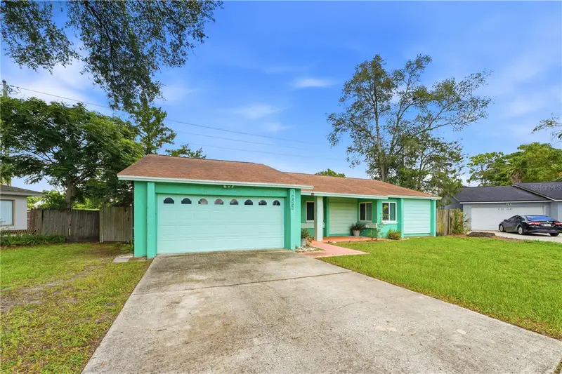 1050 Huntington Ct, FL